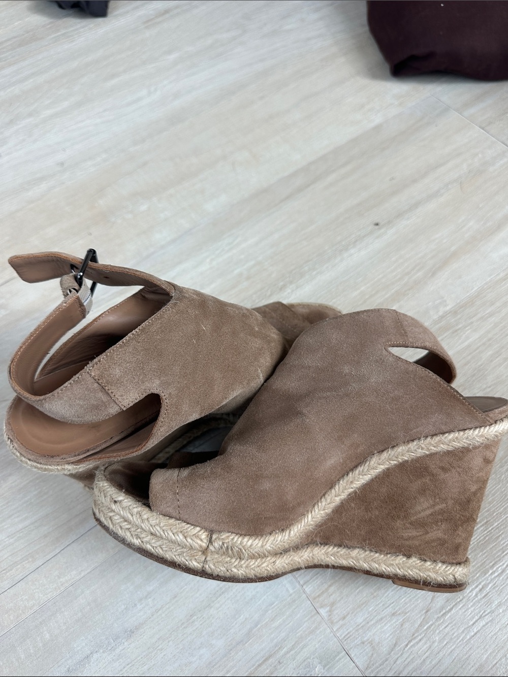 VINCE Women’s Taupe Suede Espadrille Wedge Sandals